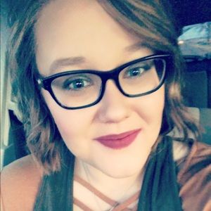 Meet your Posher, Kayleen